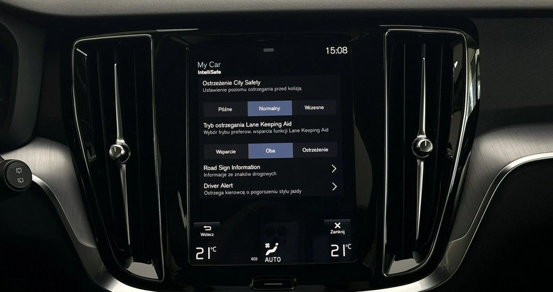 Volvo V60 cena 129900 przebieg: 164529, rok produkcji 2019 z Sztum małe 781